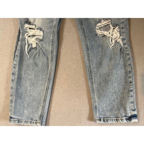 Women's Daze Distressed Light Wash Jeans Size 28 - Picture 2 of 7